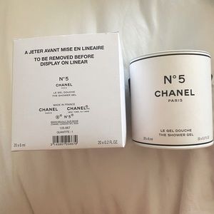 Chanel No. 5 shower gel